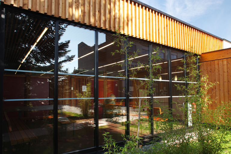 Marie Schweitzer - SCHWEITZER_2010_IRM_FM_11H45_SELECTION_24.jpg