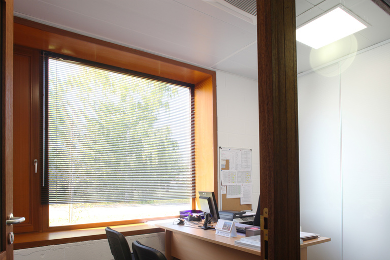 Marie Schweitzer - SCHWEITZER_2010_IRM_FM_11H45_SELECTION_44.jpg