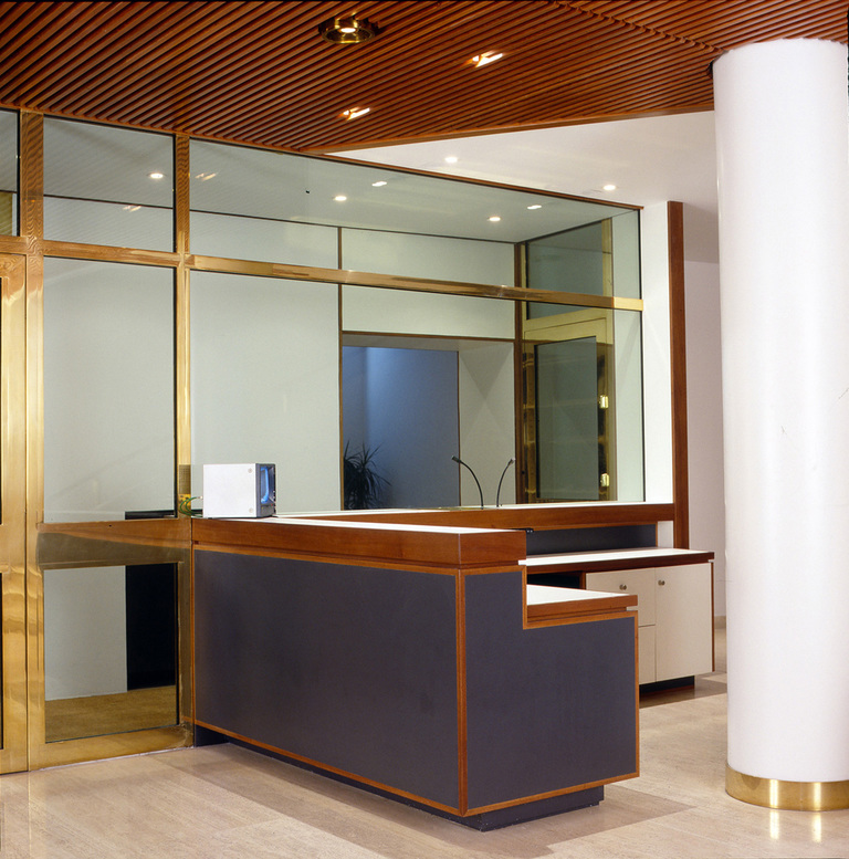 Marie Schweitzer - 437-BANQUE02.jpg