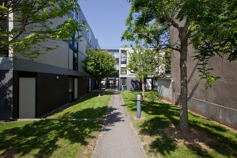 Marie Schweitzer - SCHWEITZER_ADOMA_2011_11H45_HD-4.jpg