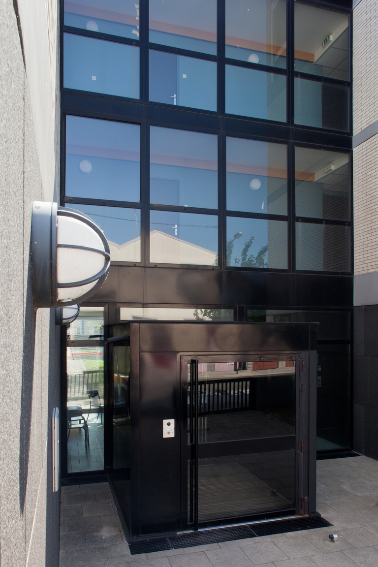 Marie Schweitzer - SCHWEITZER_ADOMA_2011_11H45_HD-21.jpg