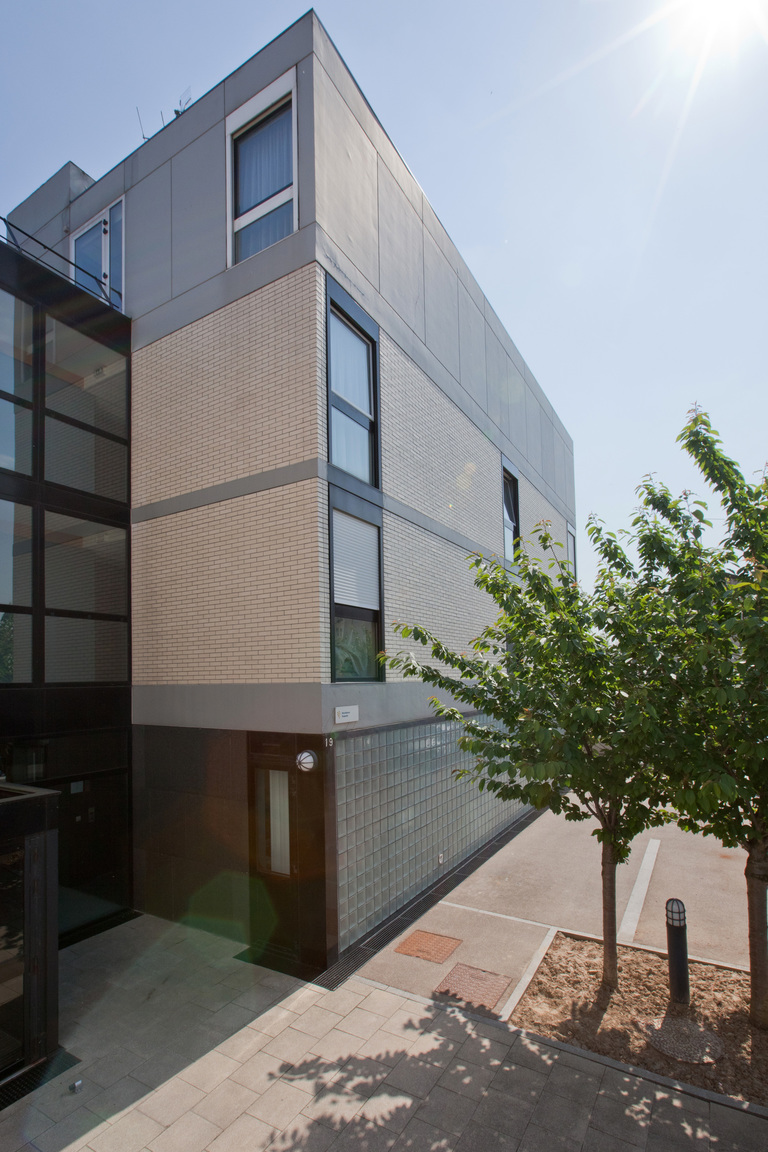 Marie Schweitzer - SCHWEITZER_ADOMA_2011_11H45_HD-48.jpg